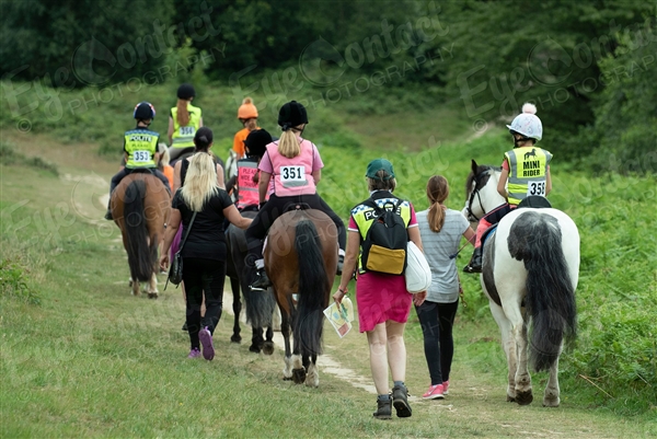 Weald Park Children and Novice Ride